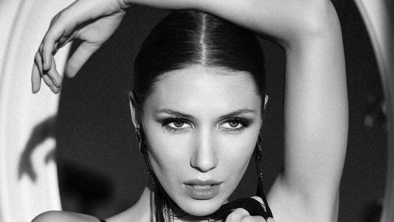 Landiana Cerciu, Vicepreședinte Feeric Fashion Week x The Woman (6)